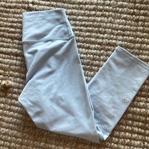 Alo High-Waist Airbrush Capri